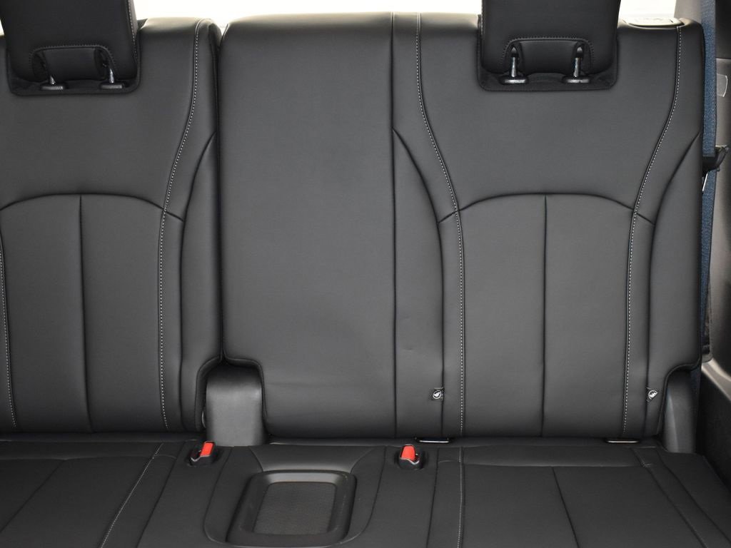 Certified 2025 INFINITI QX60 Autograph w/ Cargo Package image 17