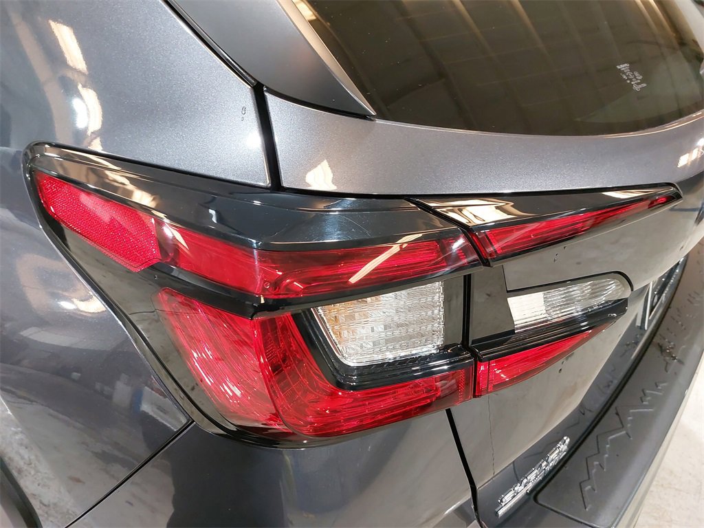 Used 2024 Subaru Crosstrek 2.0i Premium image 32