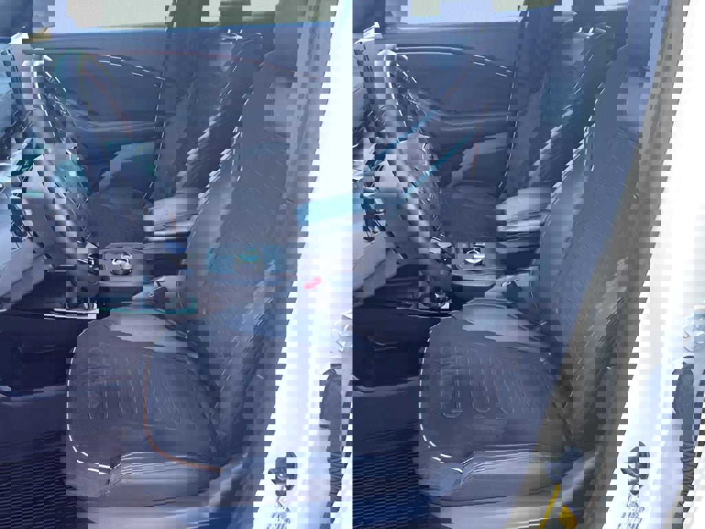 Used 2022 Ford Mustang Mach-E GT image 21