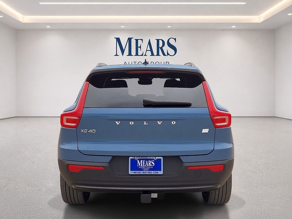 Used 2023 Volvo XC40 Recharge Core AWD/4WD image 5