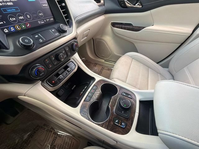 Used 2022 GMC Acadia Denali w/ Denali Technology Package AWD/4WD image 30