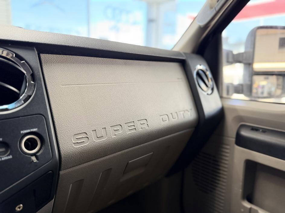 Used 2008 Ford F350 FX4 AWD/4WD image 10