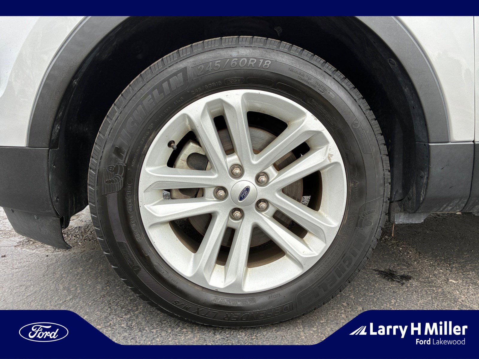 Used 2013 Ford Explorer XLT AWD/4WD image 26
