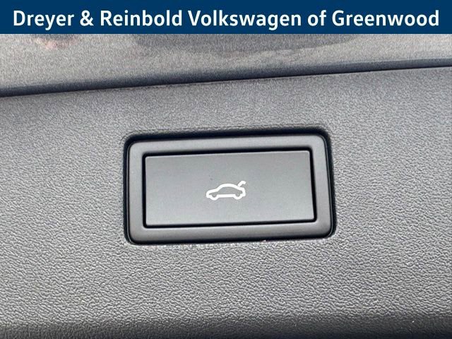 New 2026 Volkswagen Tiguan SE image 32