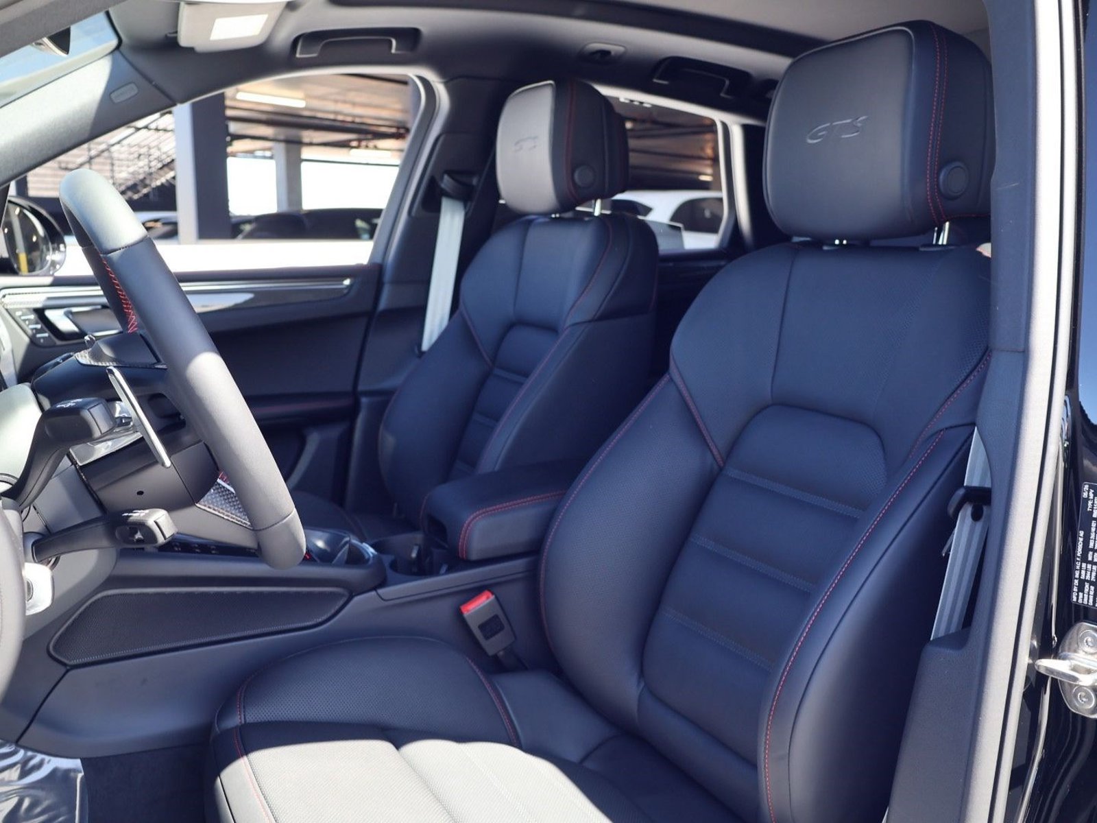 New 2026 Porsche Macan GTS AWD/4WD image 5
