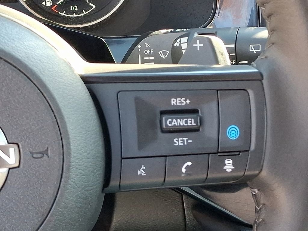 Used 2022 Nissan Pathfinder SL image 23