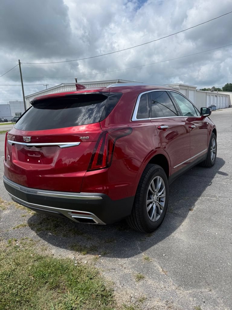 Used 2023 Cadillac XT5 Premium Luxury w/ Technology Package FWD image 6