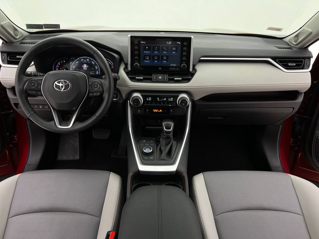 Used 2021 Toyota RAV4 Limited AWD/4WD image 22