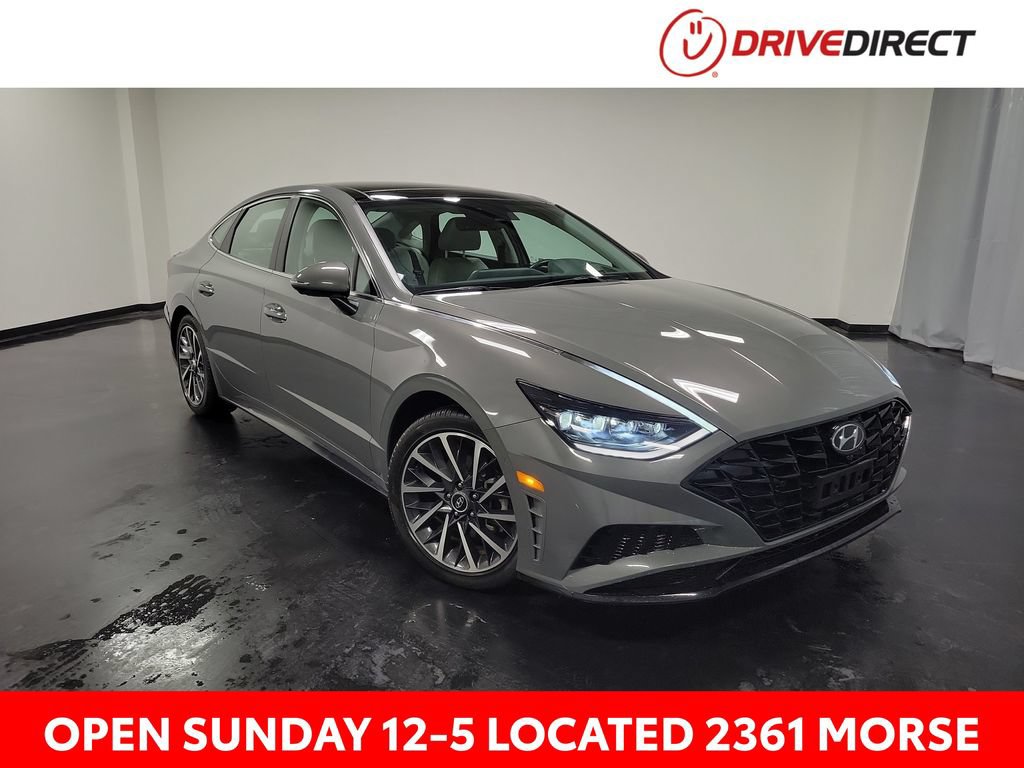 Used 2023 Hyundai Sonata Limited w/ Preferred Accessory Package FWD image 1
