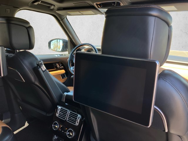 Used 2019 Land Rover Range Rover SV Autobiography Dynamic AWD/4WD image 22