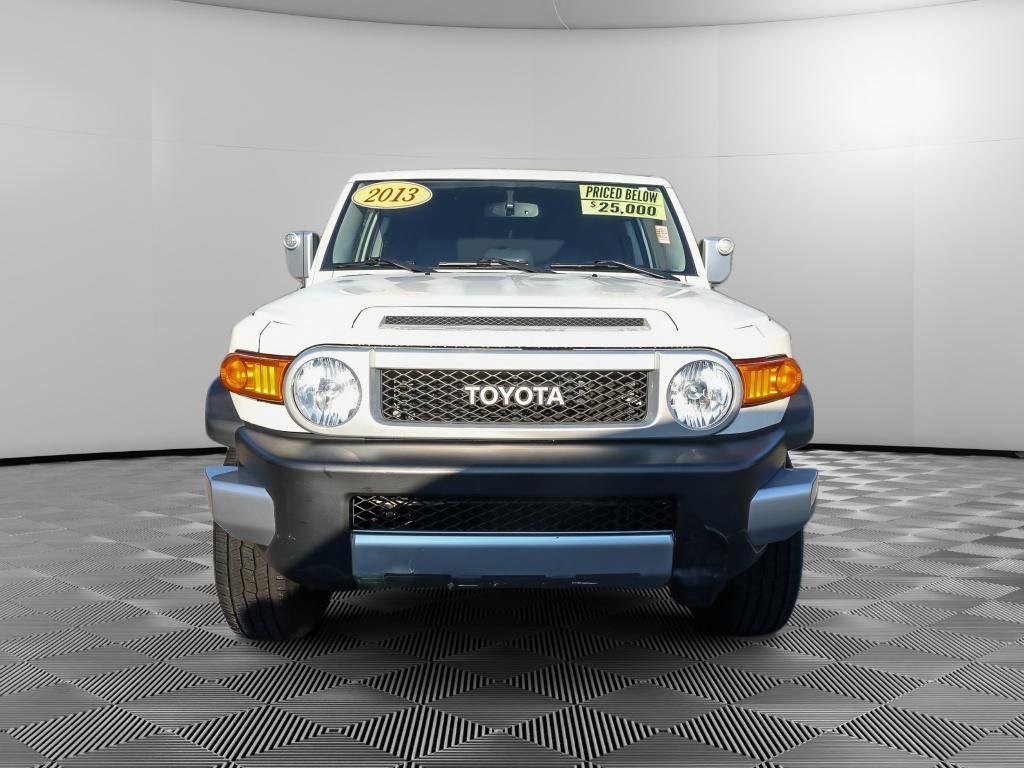Used 2013 Toyota FJ Cruiser 4WD w/ Upgrade Pkg image 10