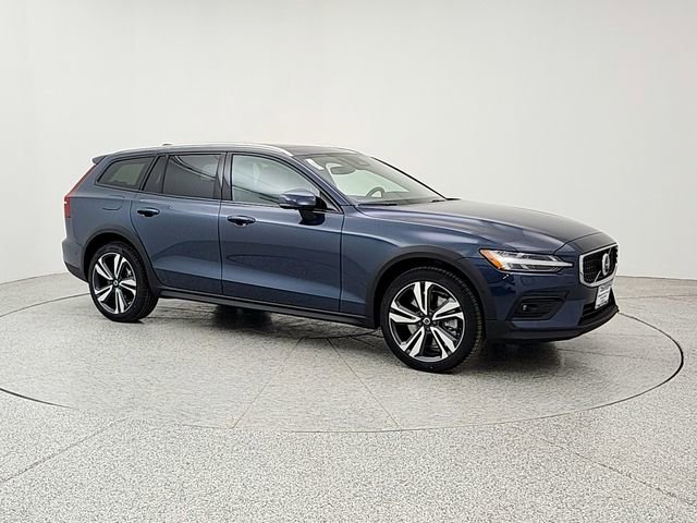 New 2026 Volvo V60 B5 Cross Country Plus w/ Climate Package image 3
