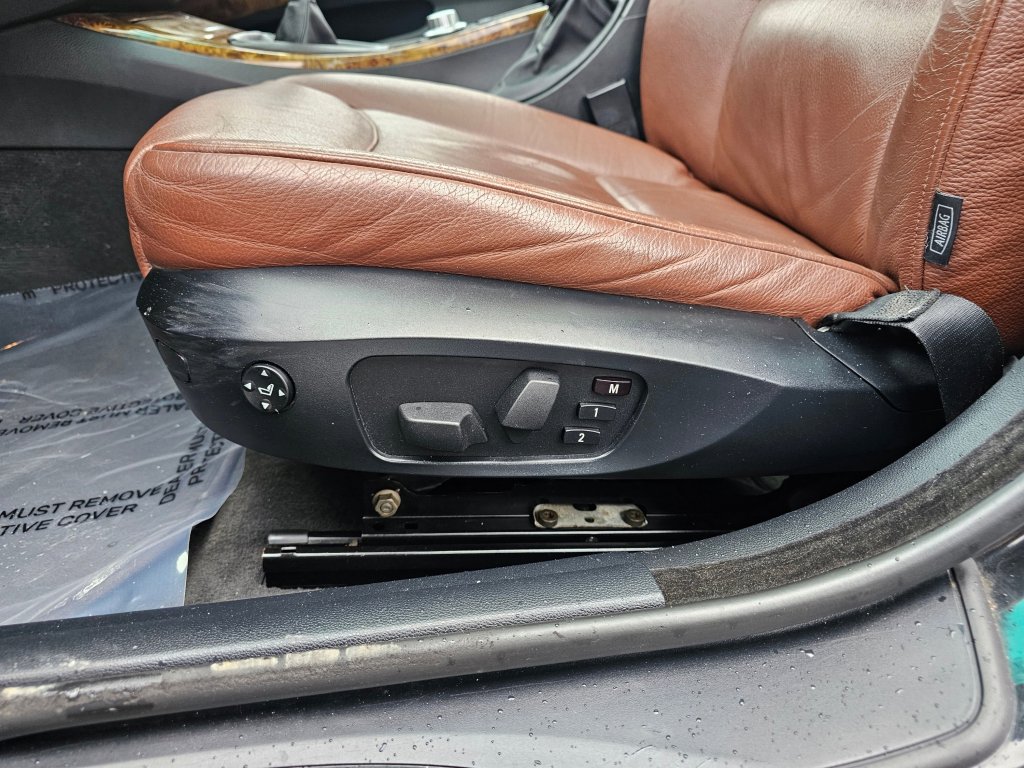 Used 2006 BMW 325xi Sedan image 27