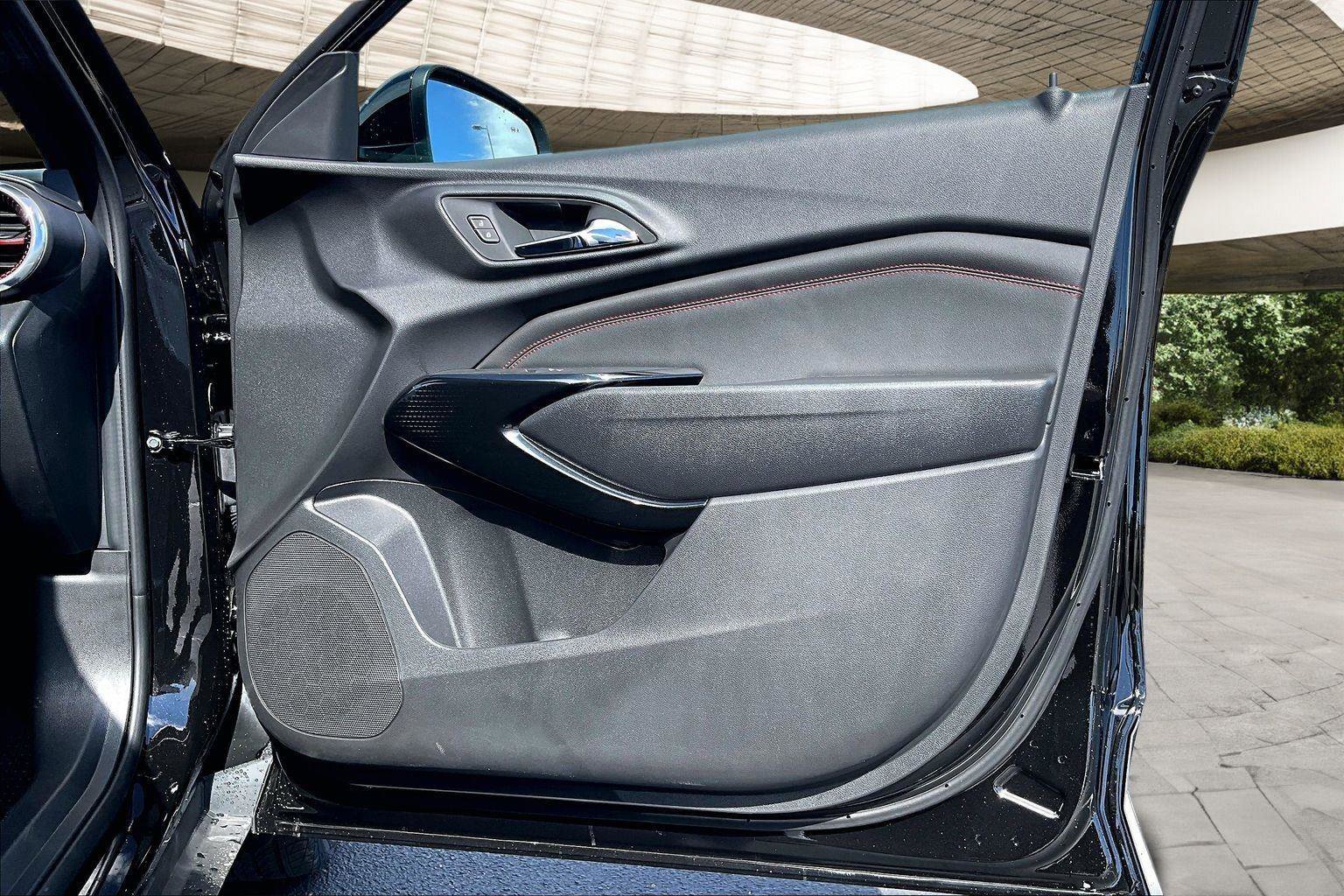 New 2026 Chevrolet Trax RS w/ Driver Confidence Package image 13