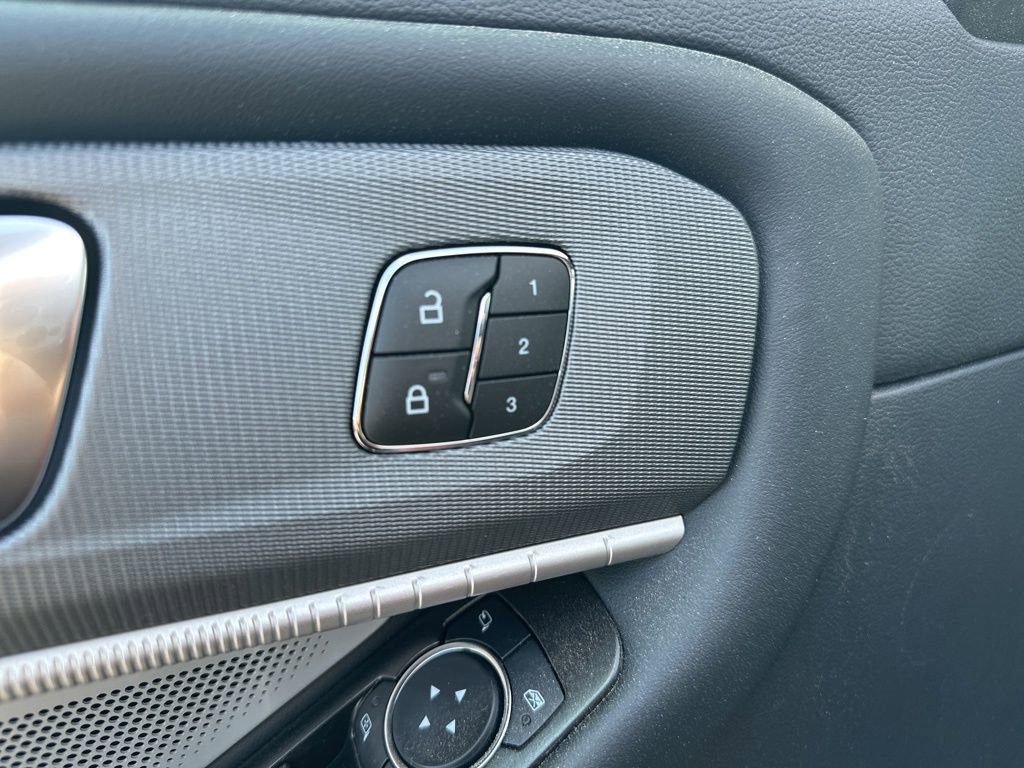 New 2026 Ford Explorer ST w/ Sun And Sound Package image 12