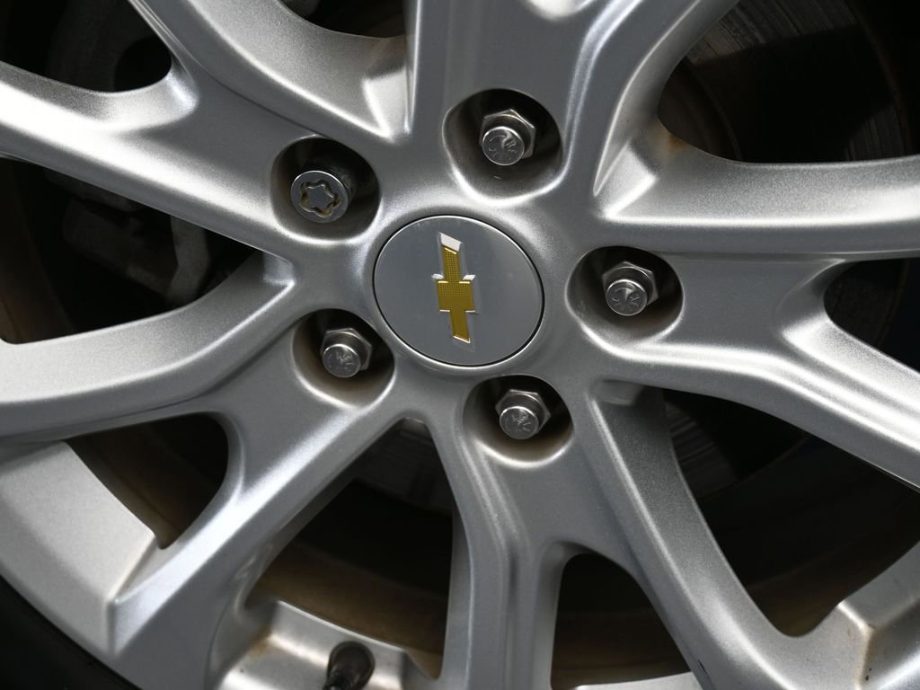 Used 2020 Chevrolet Equinox LS image 28