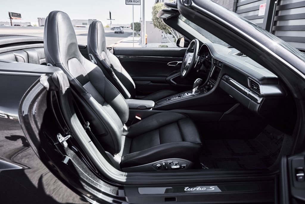 Used 2014 Porsche 911 Turbo S AWD/4WD image 26