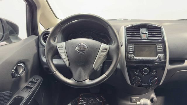 Used 2018 Nissan Versa Note SV FWD image 18