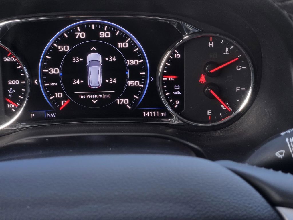 Used 2023 GMC Acadia SLT w/ Elevation Edition image 18