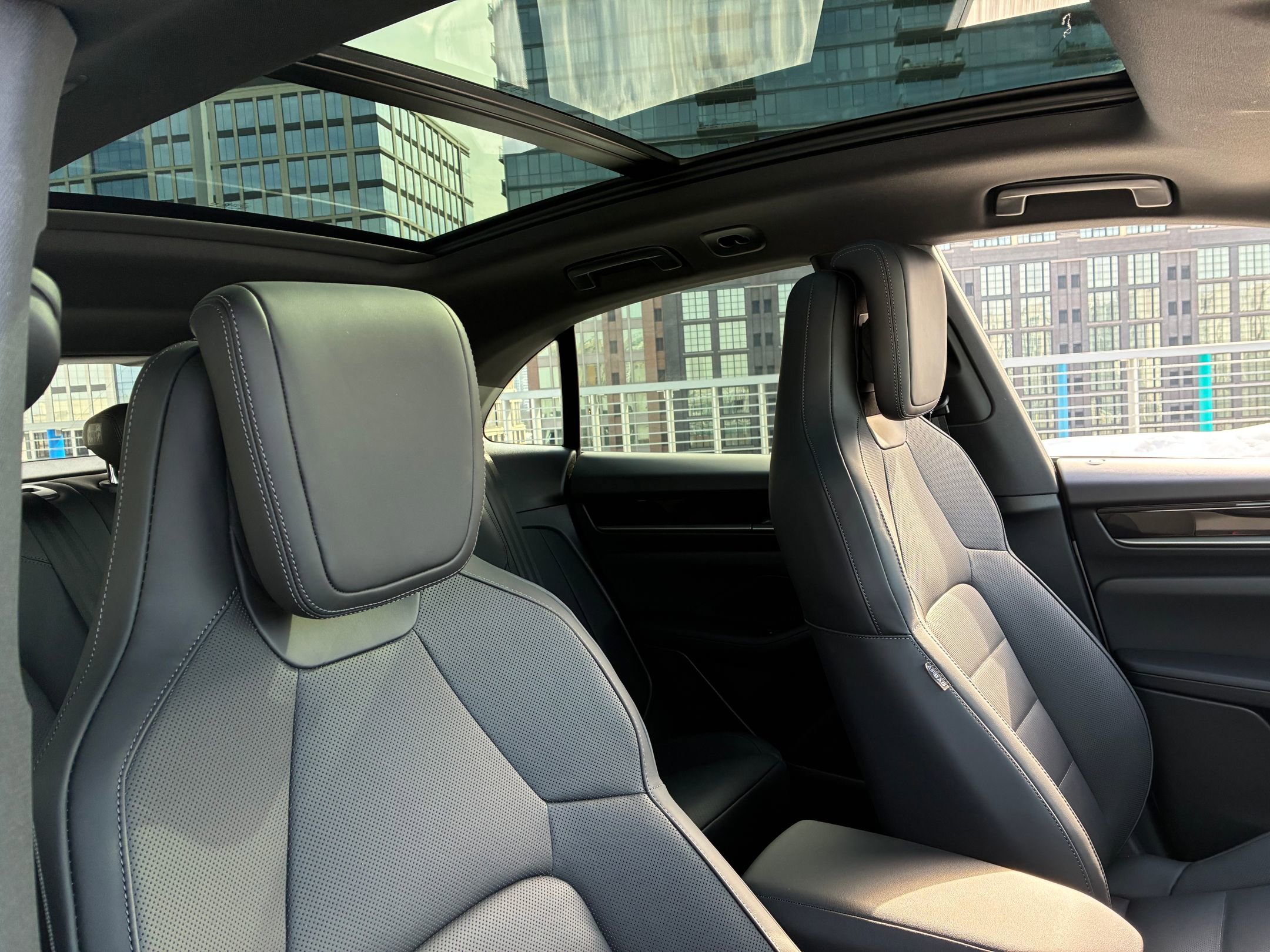 New 2026 Porsche Macan 4 Electric AWD/4WD image 20