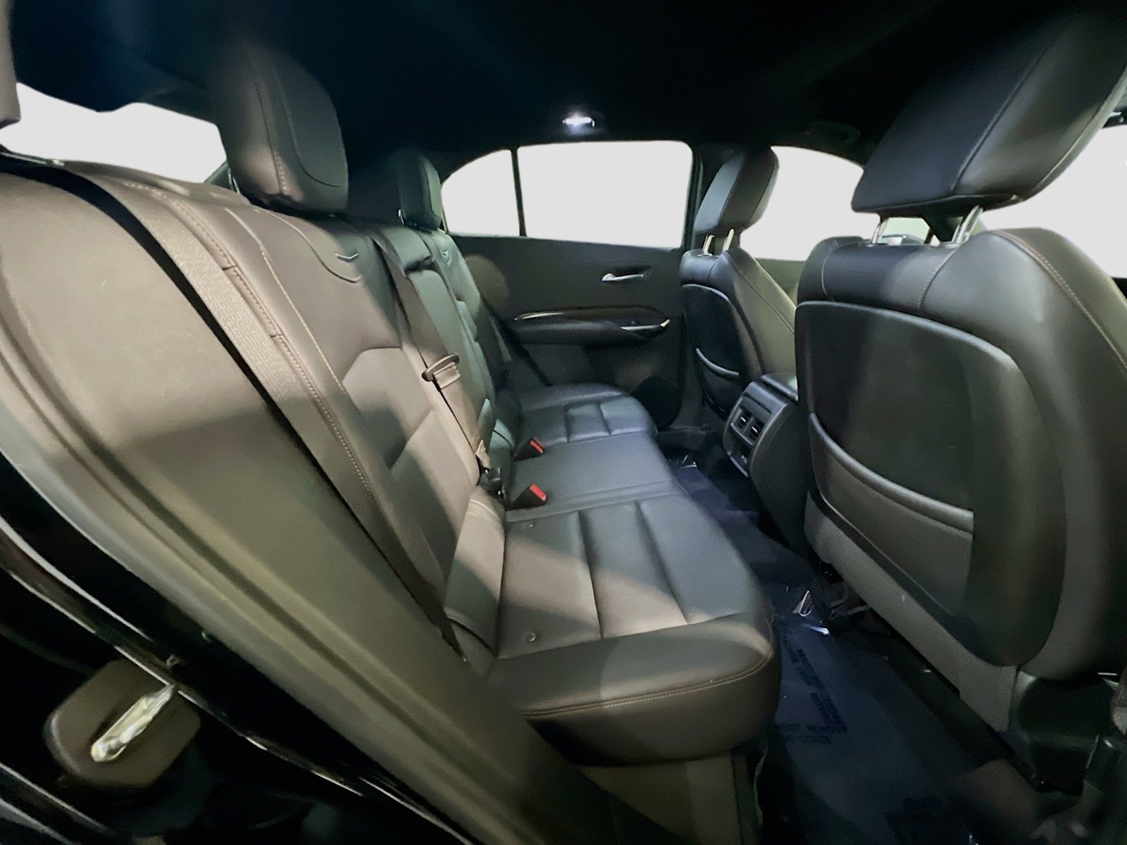 Used 2022 Cadillac XT4 Sport w/ Safety Alert Package FWD image 19