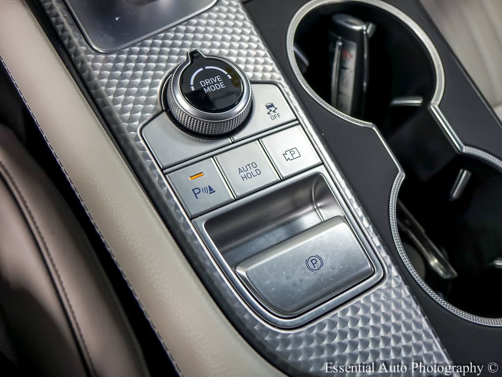Used 2023 Genesis G70 2.0T w/ Sport Prestige Package AWD/4WD image 19