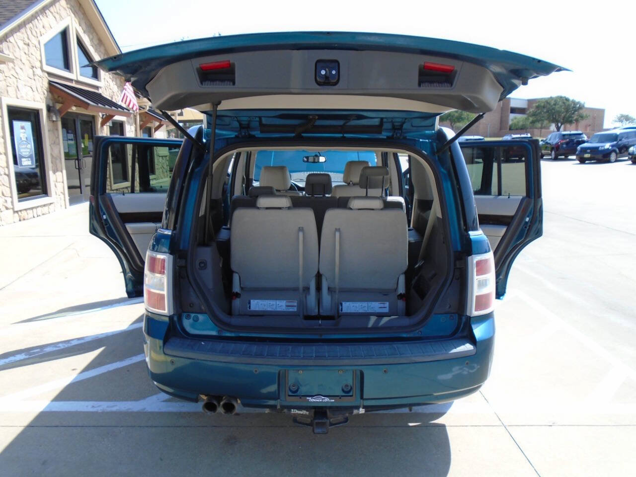 Used 2011 Ford Flex SEL w/ Rapid Spec Order Code FWD image 25