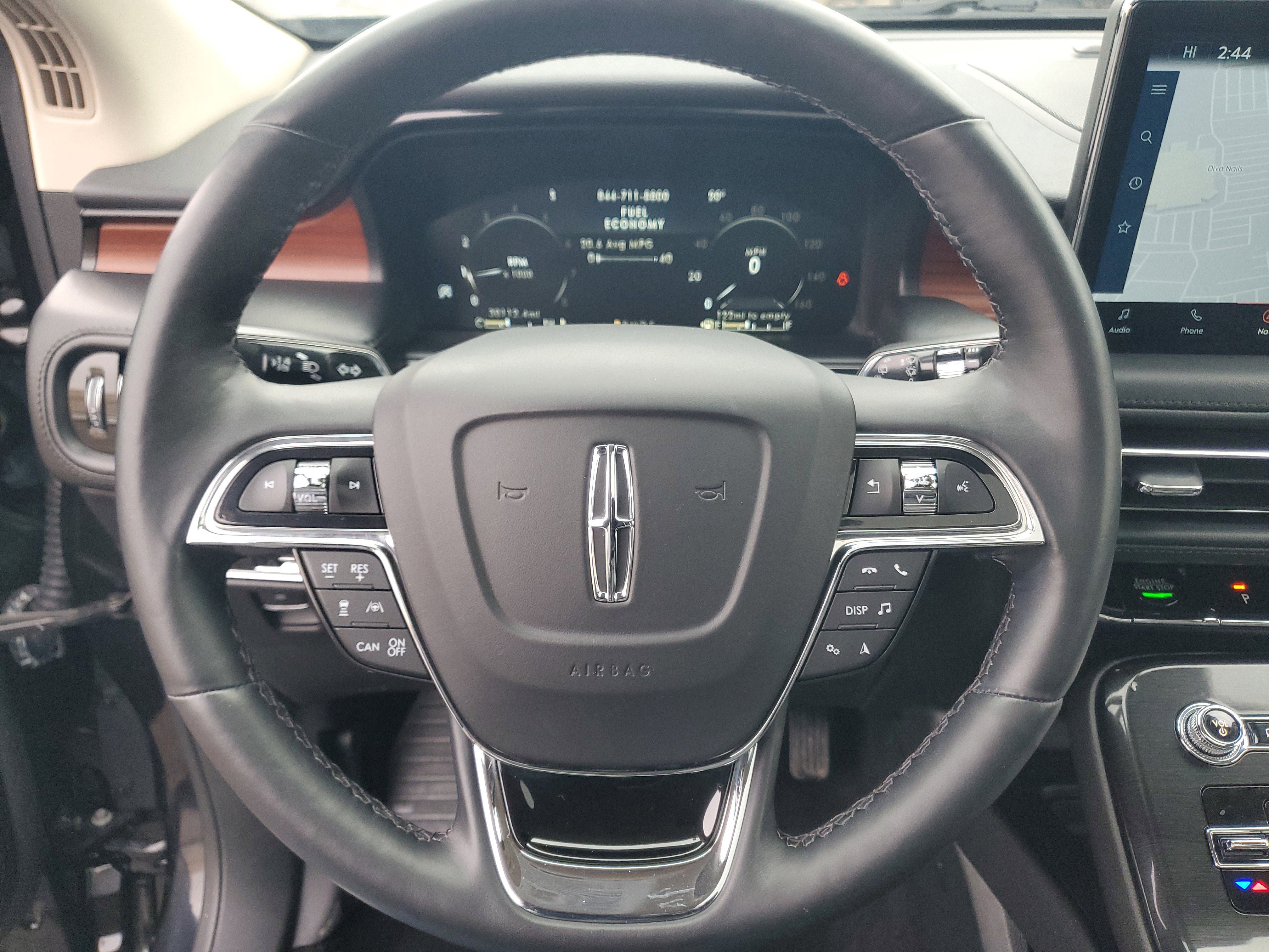 Certified 2022 Lincoln Nautilus Reserve w/ Equipment Group 201A image 14