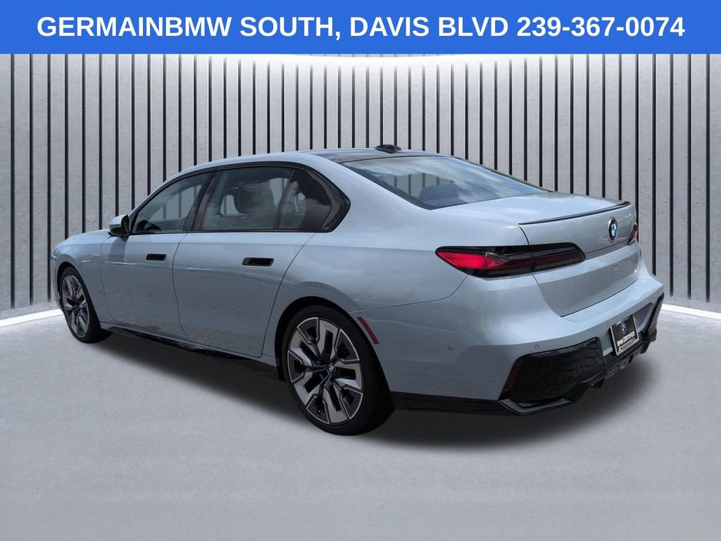 Certified 2023 BMW 740i RWD image 7