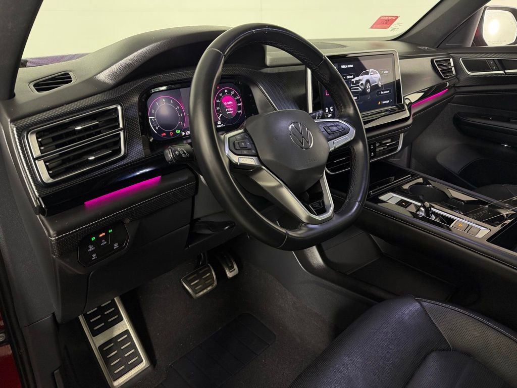 Used 2024 Volkswagen Atlas Cross Sport SEL R-Line image 22