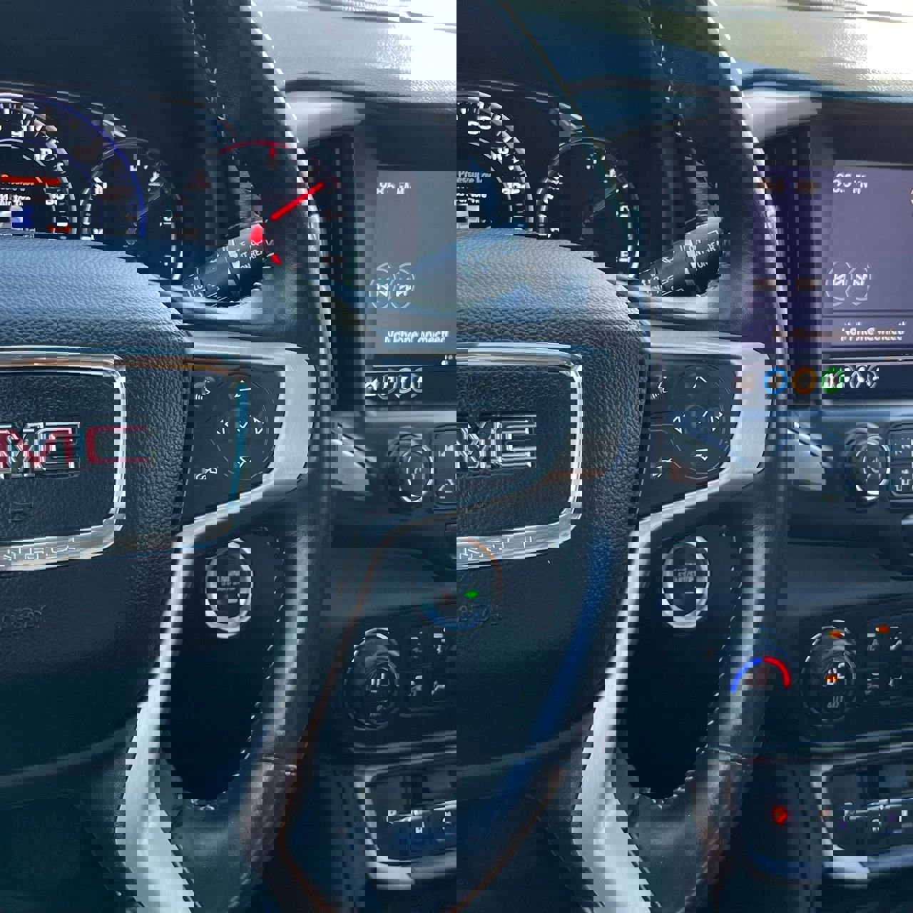 Used 2022 GMC Terrain Denali w/ LPO, Cargo Package image 15