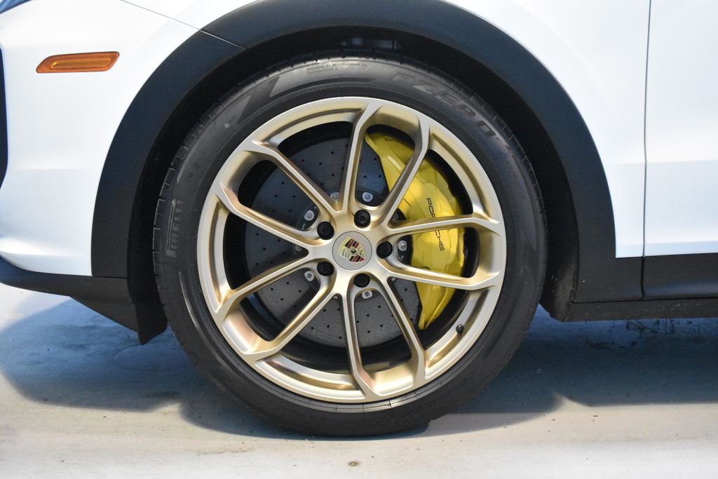 Certified 2024 Porsche Cayenne Turbo GT image 28