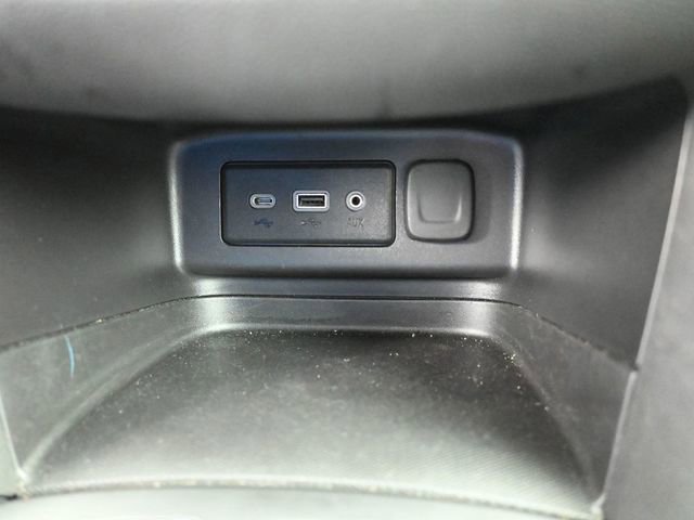 Used 2024 Chevrolet Equinox LT image 40