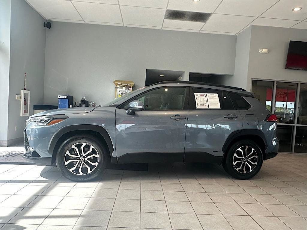 Certified 2024 Toyota Corolla Cross AWD Hybrid image 2