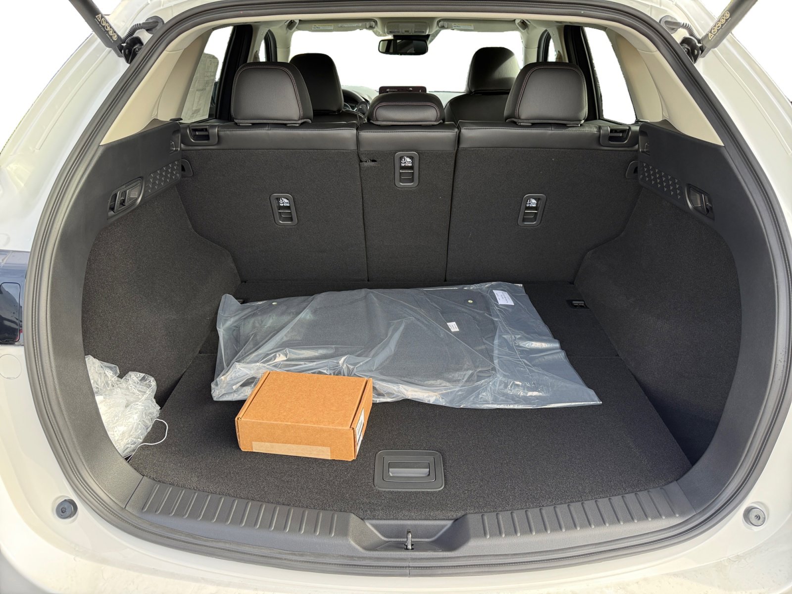 New 2025 MAZDA CX-5 Carbon Edition image 17