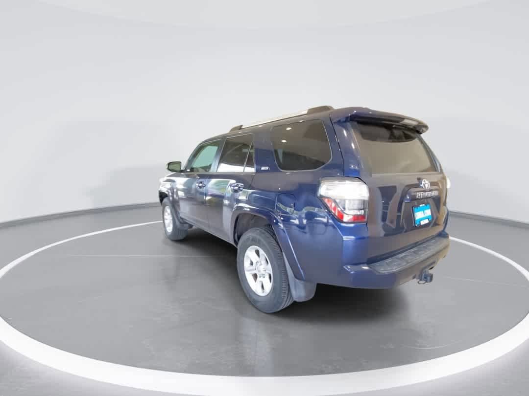 Used 2021 Toyota 4Runner SR5 Premium w/ Moonroof Package AWD/4WD image 6