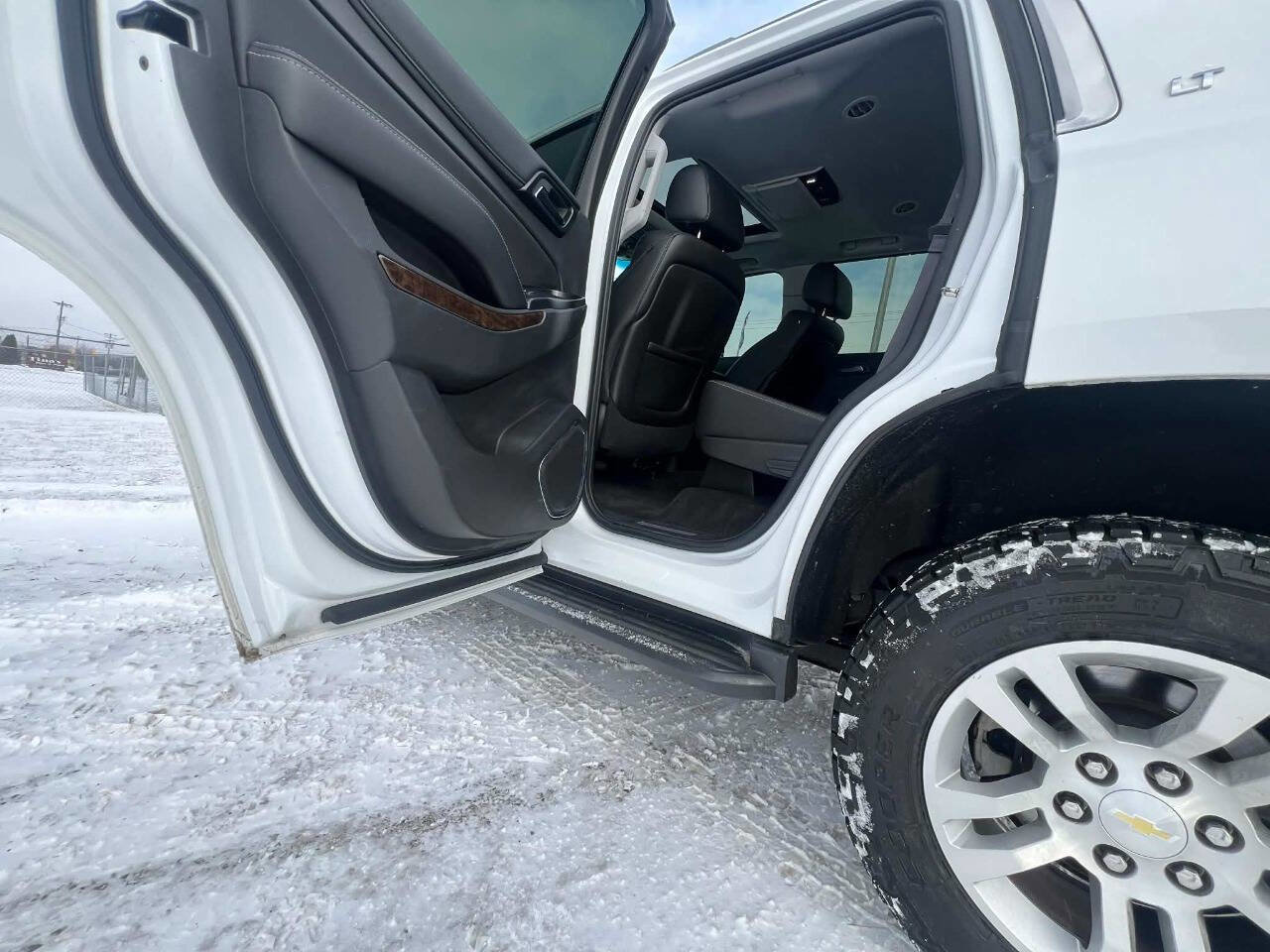 Used 2015 Chevrolet Tahoe LT w/ Luxury Package image 14