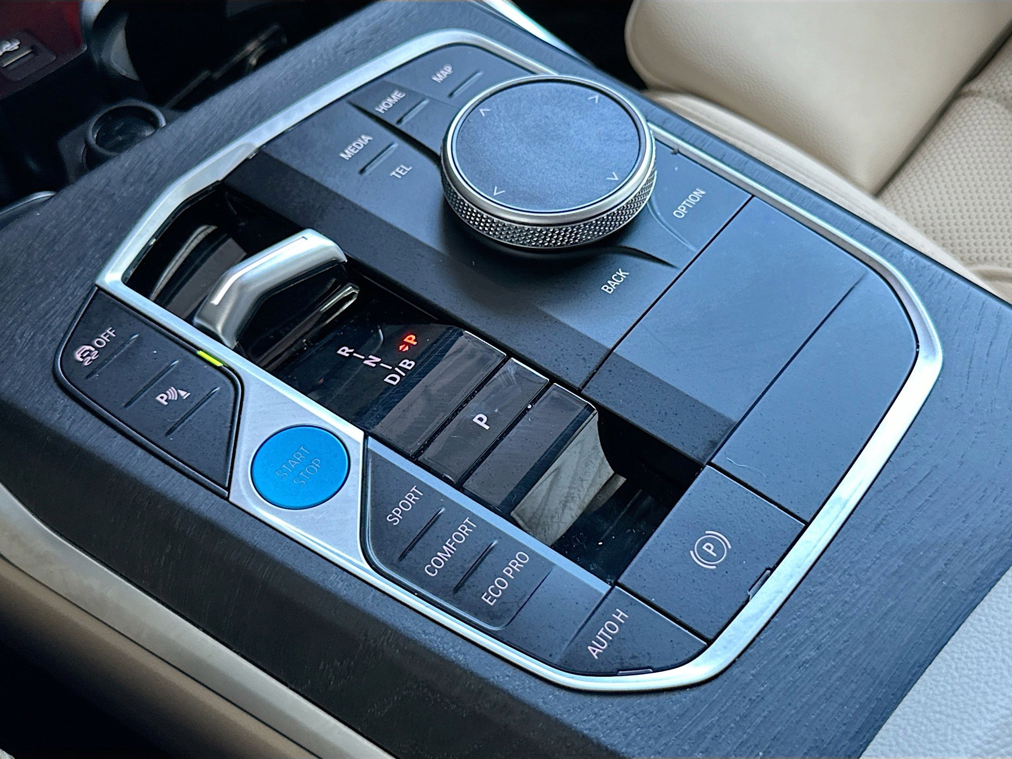 Certified 2024 BMW i4 eDrive40 image 17