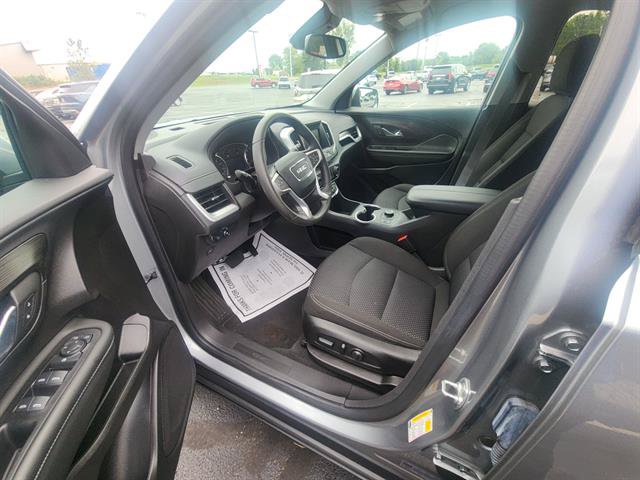 Used 2024 GMC Terrain SLE w/ Driver Convenience Package AWD/4WD image 16