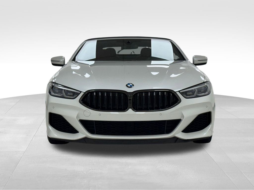 Used 2022 BMW M850i xDrive Convertible w/ Driving Assistance Package image 10