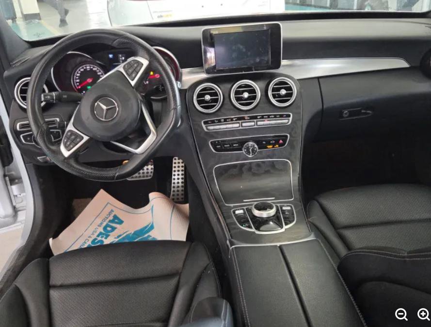 Used 2018 Mercedes-Benz C 300 Sedan image 8