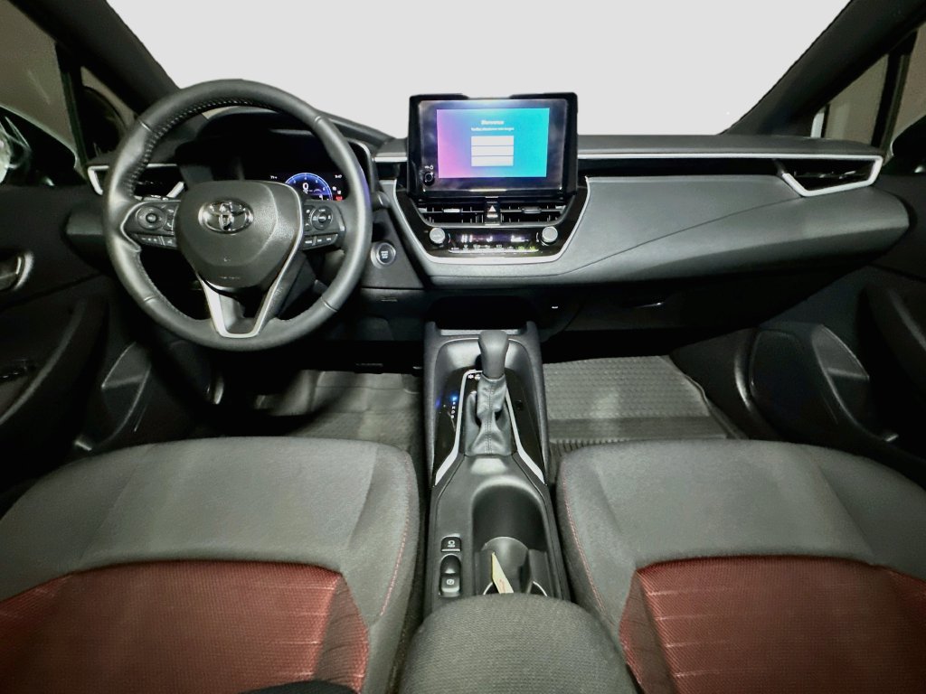 Certified 2026 Toyota Corolla SE FWD image 9
