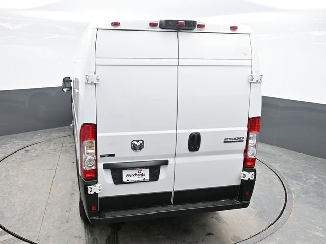 Used 2025 RAM ProMaster 2500 w/ Convenience Group image 26