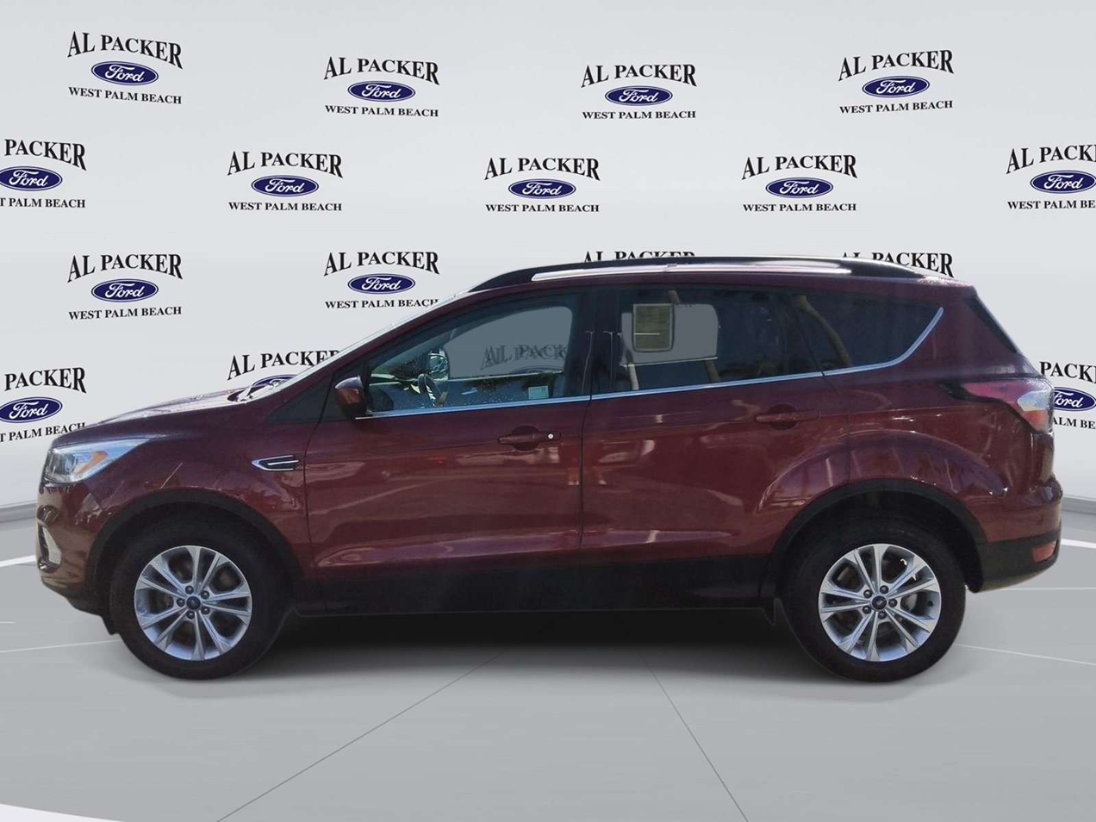Used 2018 Ford Escape SEL w/ Canadian Touring Package AWD/4WD image 2