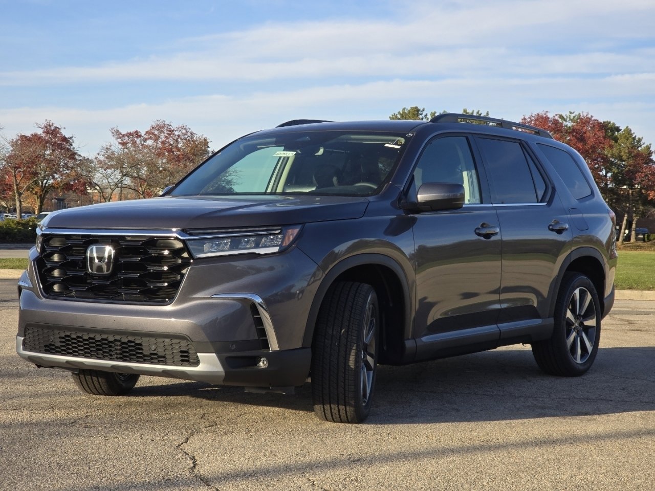 New 2025 Honda Pilot Touring image 17