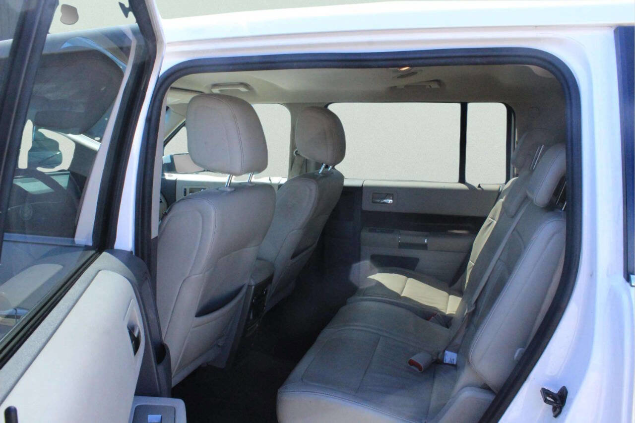 Used 2010 Ford Flex SEL AWD/4WD image 7