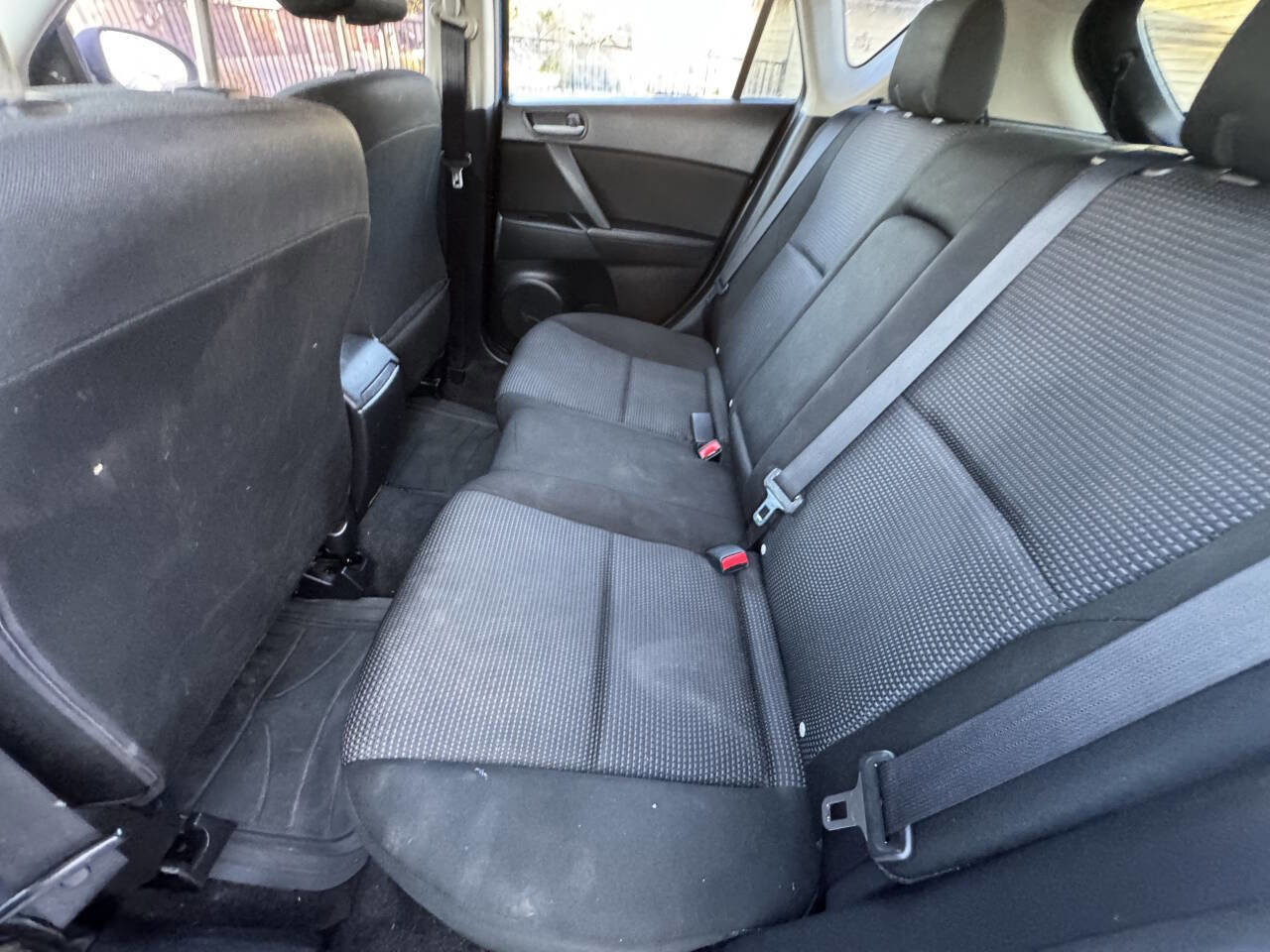 Used 2012 MAZDA MAZDA3 i Touring image 13