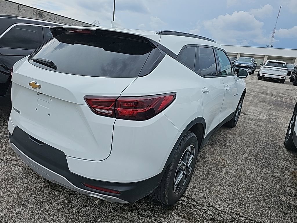 Used 2024 Chevrolet Blazer LT w/ Convenience Package image 11
