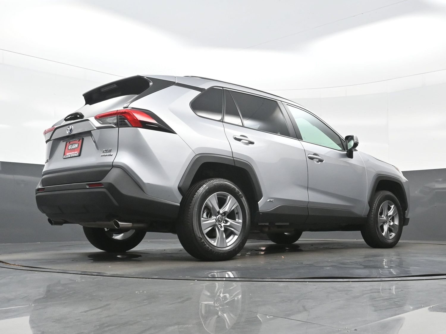 Used 2022 Toyota RAV4 XLE w/ Convenience Package AWD/4WD image 33