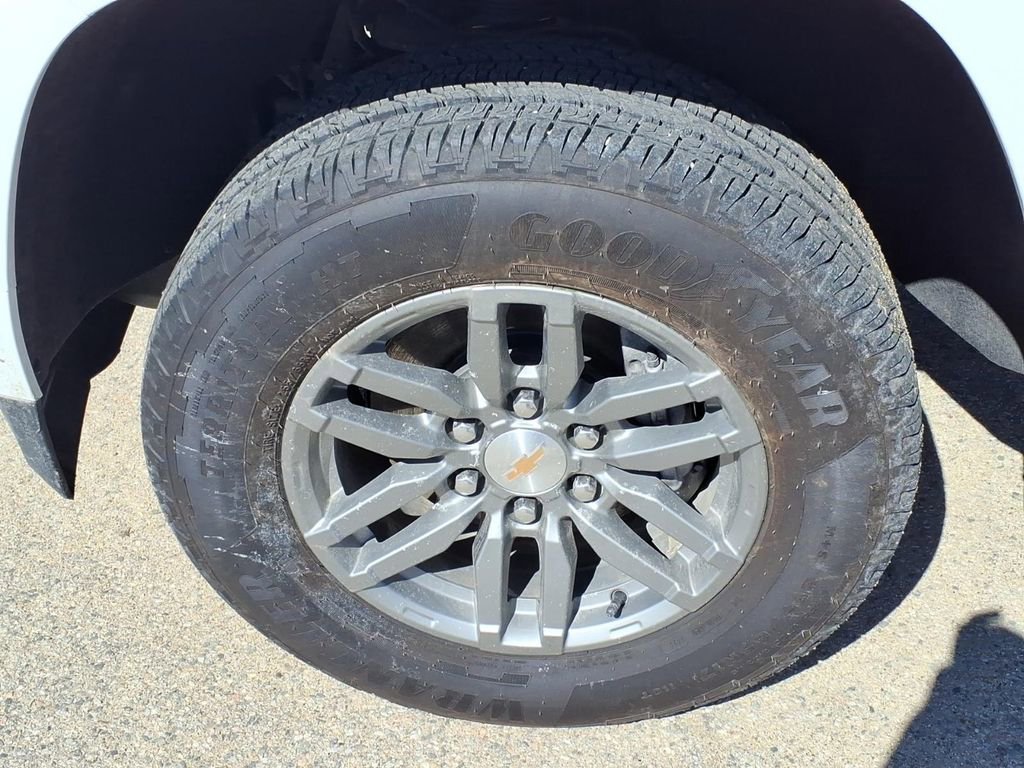 New 2026 Chevrolet Colorado LT image 9